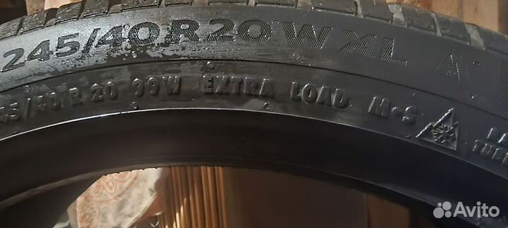 Continental WinterContact TS 860 S 245/40 R20 99W