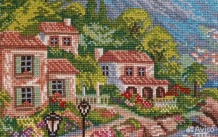 Картина, вышитая крестом 