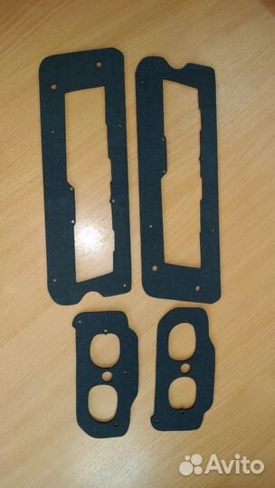 Уплотнитель задних фонарей Toyota Corona Premio