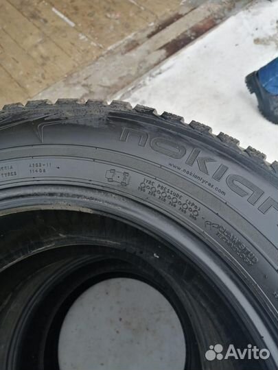 Nokian Tyres Hakkapeliitta 5 215/65 R16