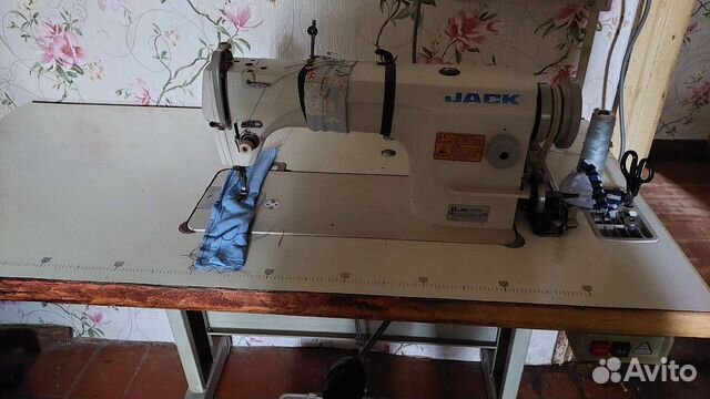Швейная машина juki