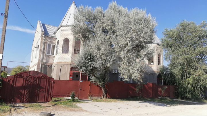 Дом 450 м² на участке 14,5 сот.