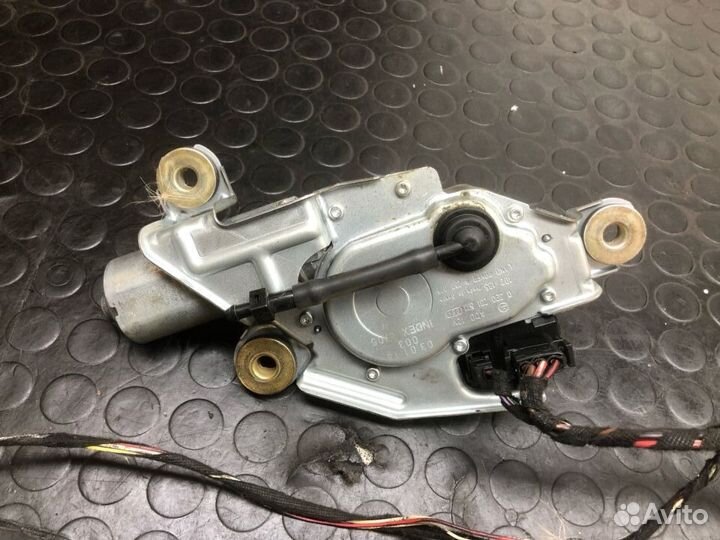 Моторчик стеклоочистителя Range Rover 3