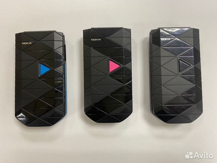 Корпус телефона Nokia 7070 синий,красный,черный