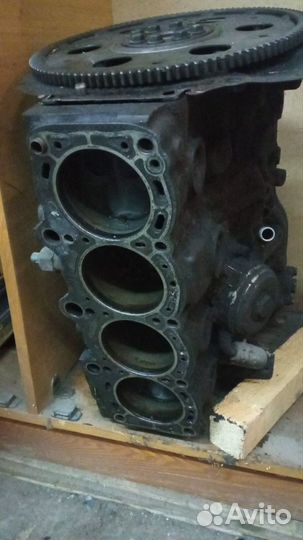 Блок цилиндров Toyota 3S-GE в сборе