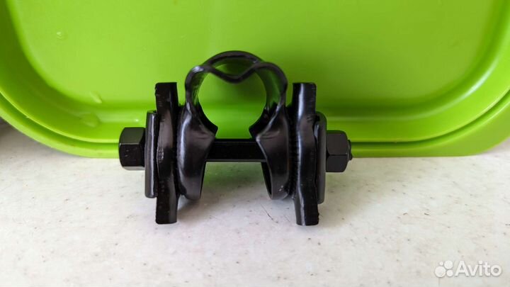 Замок крепления седла велосипеда (хомут), черный