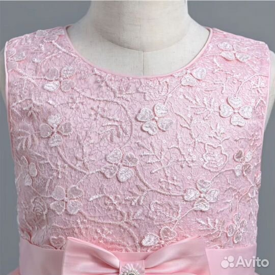 Новое нарядное розовое платье 122-128