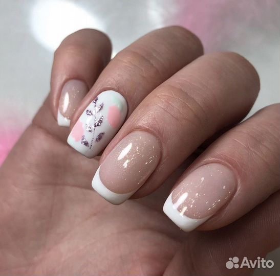 Мастер маникюра и педикюра