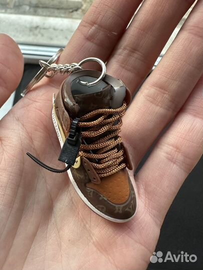 Брелок на сумку/ключи кроссовок, 1шт