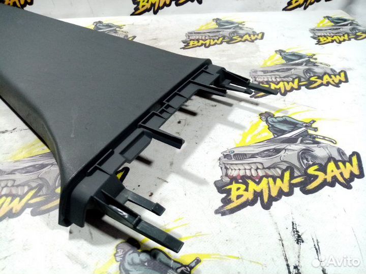 Накладка на стойку правая Audi A6 C5 APR 2000