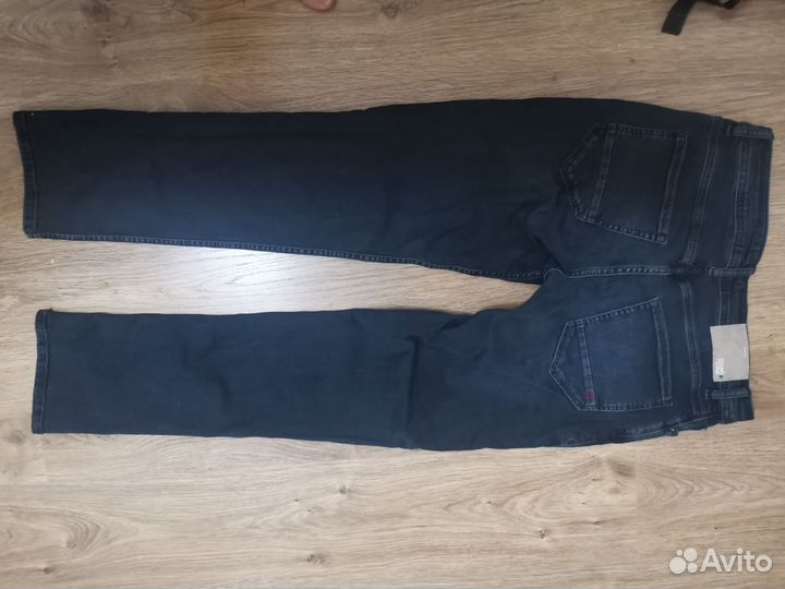 Джинсы Colins