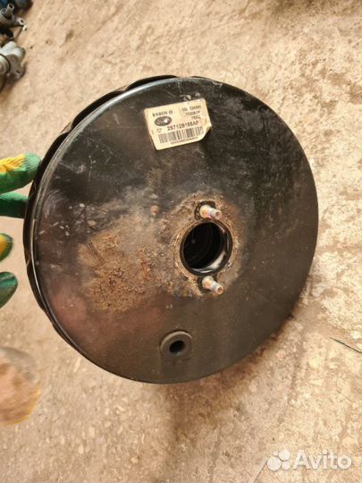 Вакуумный усилитель тормозов Ford Mondeo 3