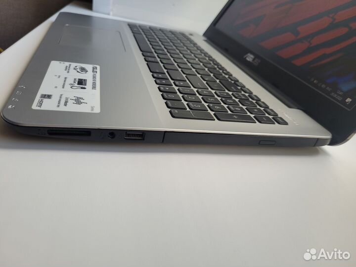 Asus Core i7/ GeForce 840m/ SSD 256Gb/ 12Gb