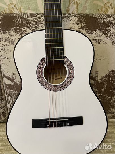 Классическая гитара шестиструнная бу