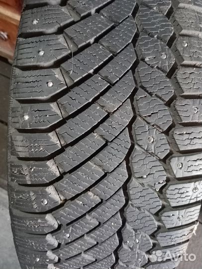 Gislaved Nord Frost 200 235/45 R18 195M