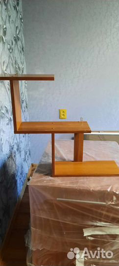 Полка настенная навесная бу