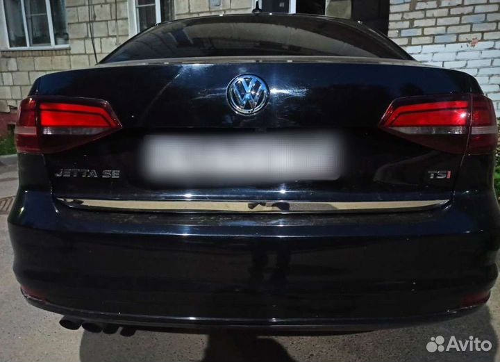 Накладка на крышку багажника Volkswagen Jetta