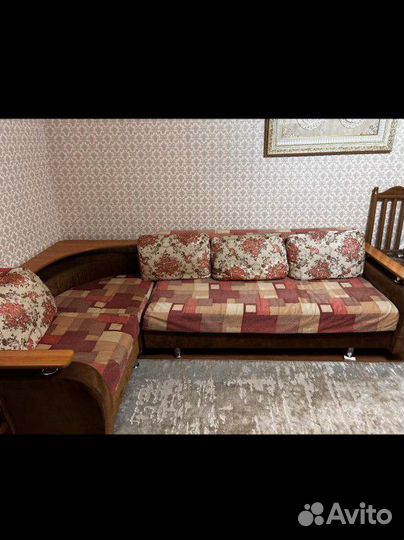 Угловой диван бу