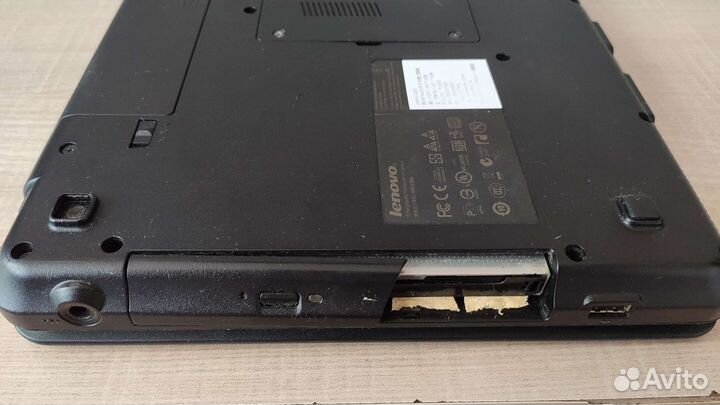 Ноутбук Lenovo на запчасти
