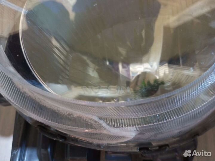 Правая фара для Nissan Juck