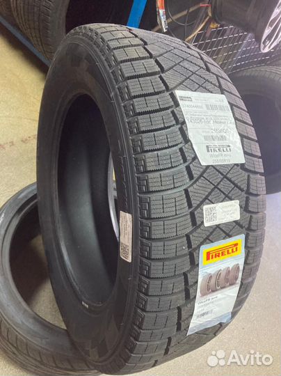 Pirelli Ice Zero FR 225/45 R18 96H