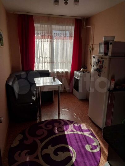2-к. квартира, 42 м², 1/3 эт.