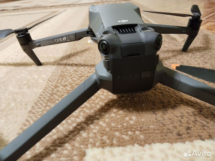 Квадрокоптер дрон dji mavic3 с пультом RC