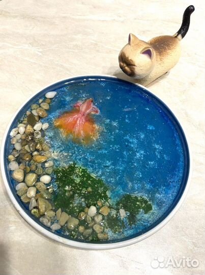 Тарелка декоративная ручная работа рыбы в смоле