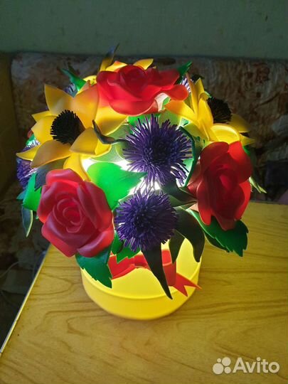 Цветы из изолона светильник