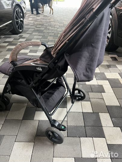 Прогулочная коляска cam