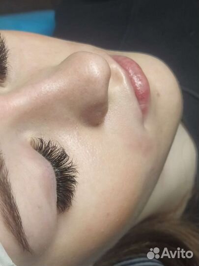 Наращивание ресниц и перманентный макияж