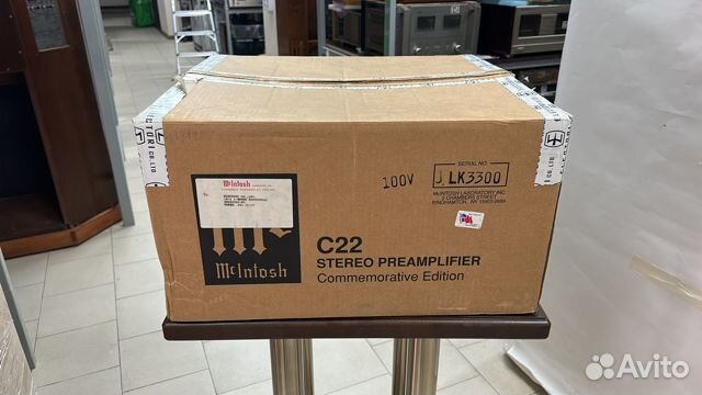 Предварительный усилитель McIntosh C22