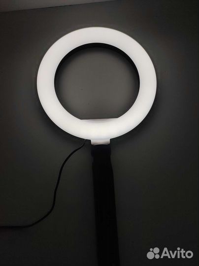 Кольцевая лампа