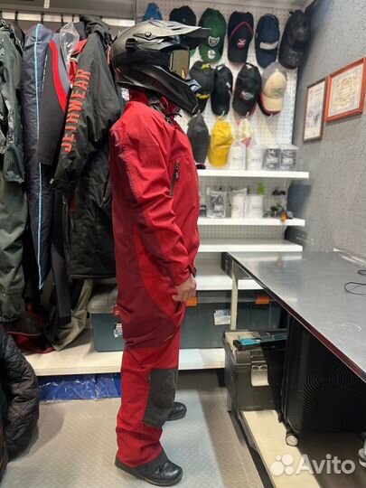 Снегоходный комбинезон tobe 2.0