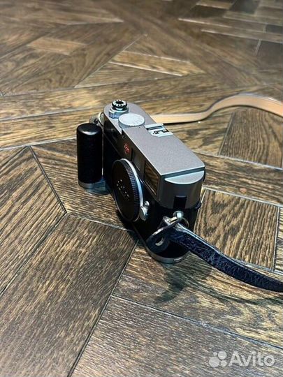 Фотоаппарат Leica M9