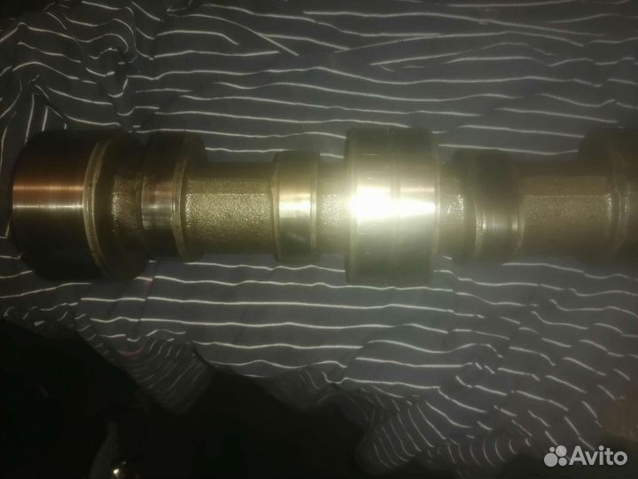 Распредвал скания 4