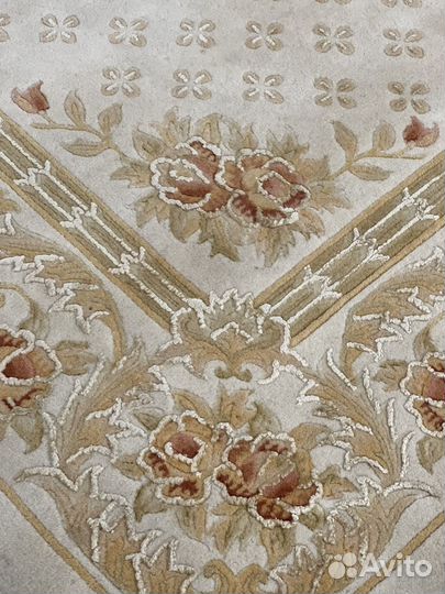 Ковер бу шерстяной