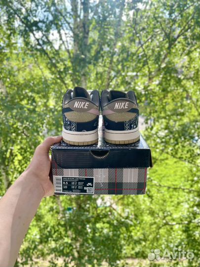 Кроссовки Nike SB Dunk Low Travis Scott