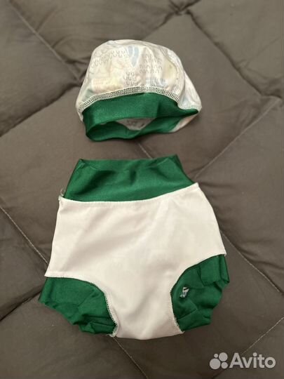 Трусики и шапочка для плавания