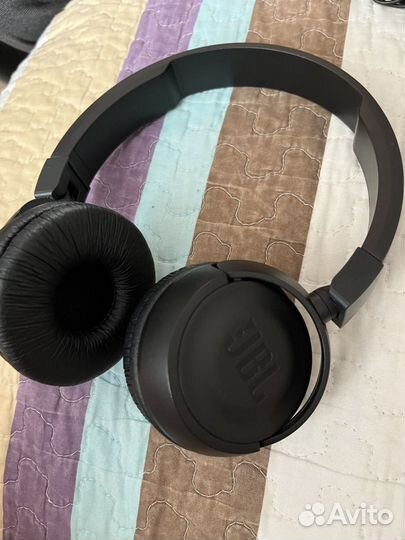 Беспроводные наушники JBL t450bt