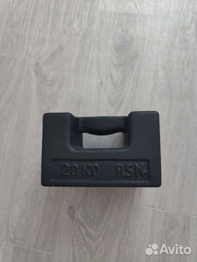 Гиря 20кг квадратная