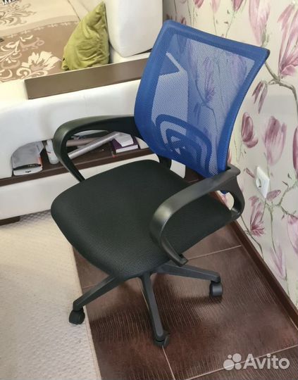 Компьютерное кресло