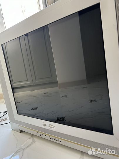 Телевизор