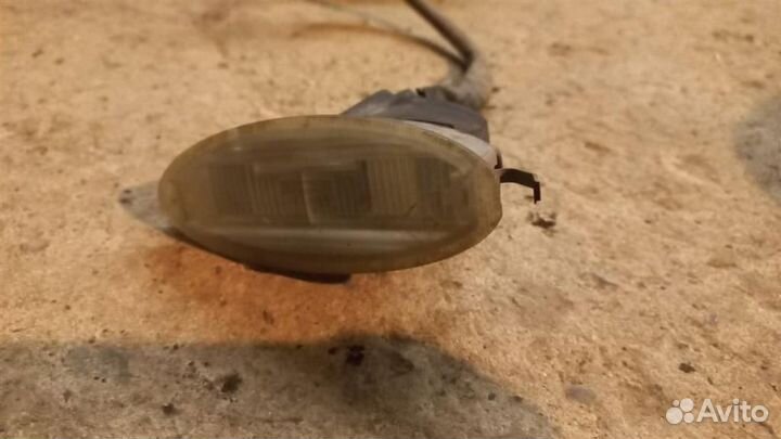 Фонарь подсветки номера Opel Vectra B (1995-2002)