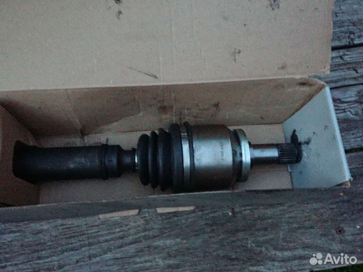 Продам правый привод на 2110-2112