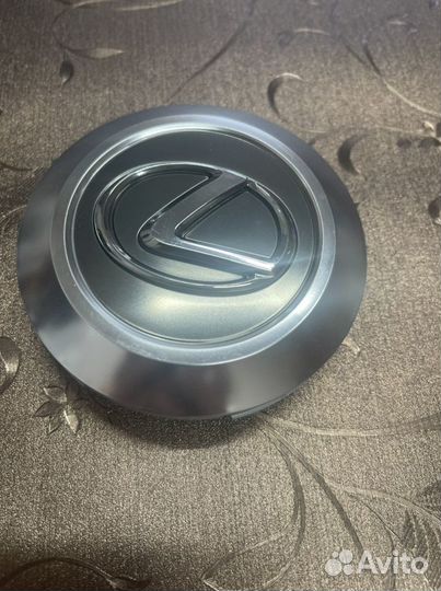 Заглушки на литые диски lexus