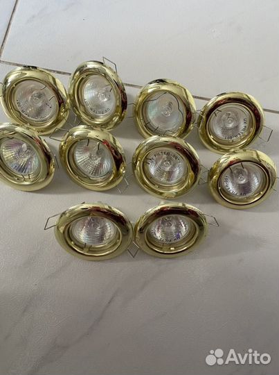 Светильник потолочный встраиваемый