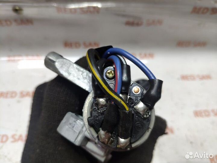 Замок зажигания Mitsubishi Pajero Sport K94W 4D56