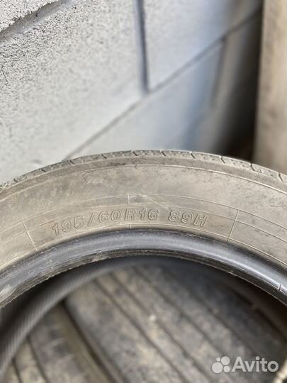 Yokohama BluEarth RV-02 195/60 R16 89