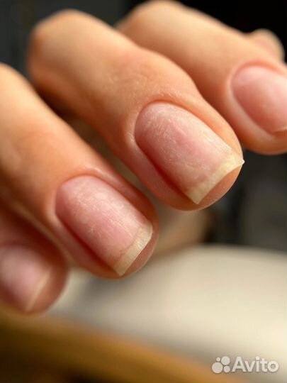 Модель на маникюр